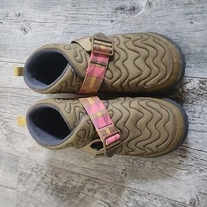 Chaco Ramble Puff Womens Size 8